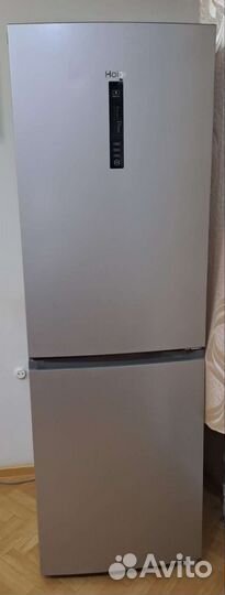 Холодильник Haier CEF535AWG