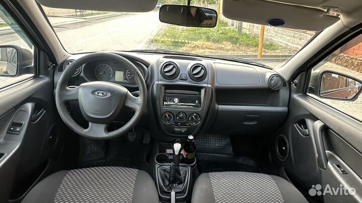 LADA Granta 1.6 МТ, 2016, 185 000 км