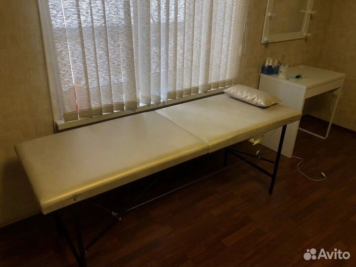 Кушетка косметологическая