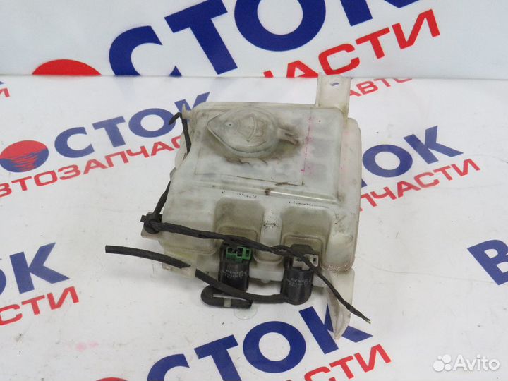 Бачок омывателя mitsubishi airtrek CU2W, CU4W, CU5