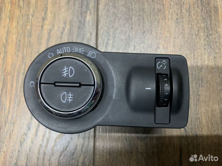 Opel Astra J 2010-2017 Переключатель света фар