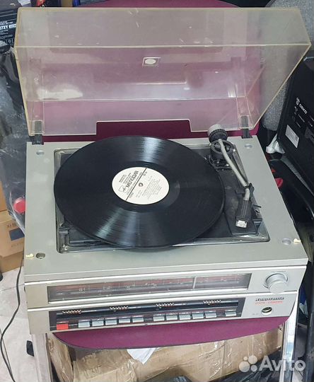 Проигрыватель пластинок кантата 205