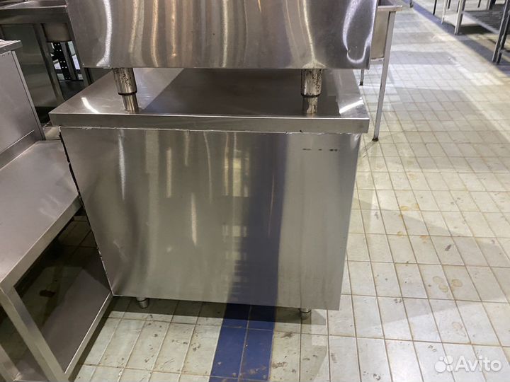 Стол подставка двери купе