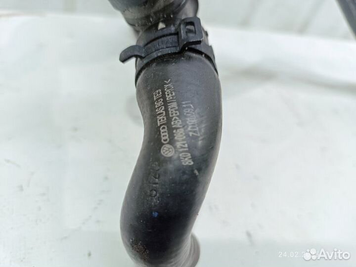 Шланг системы охлаждения Audi A4 CJE