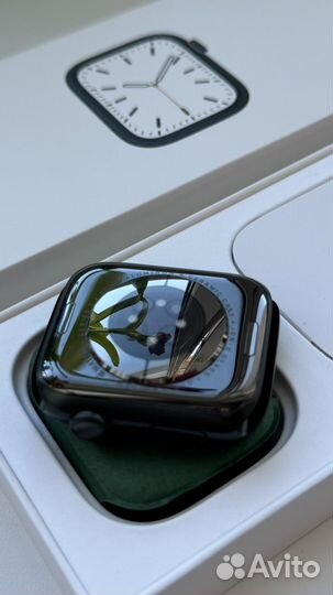Часы apple watch 7 45 mm green