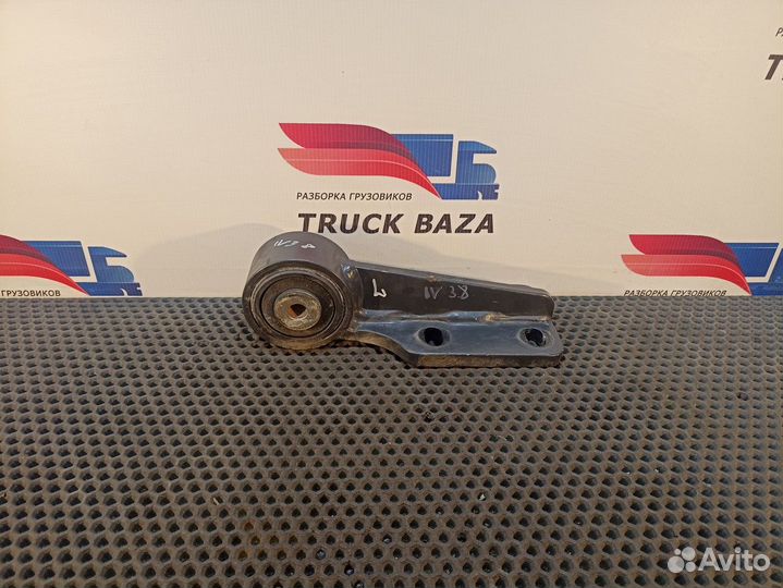 Кронштейн торсиона кабины левый