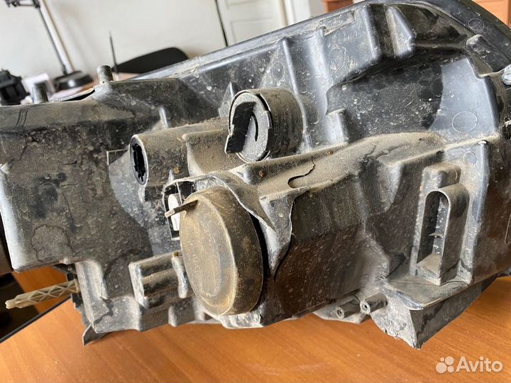 Фара левая Рено Логан 2