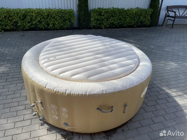 Надувной спа бассейн Bestway Lay-Z-SPA 54129