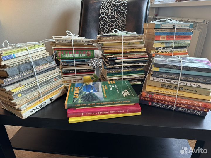 Книги отдам бесплатно