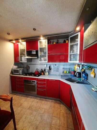 3-к. квартира, 79 м², 2/10 эт.