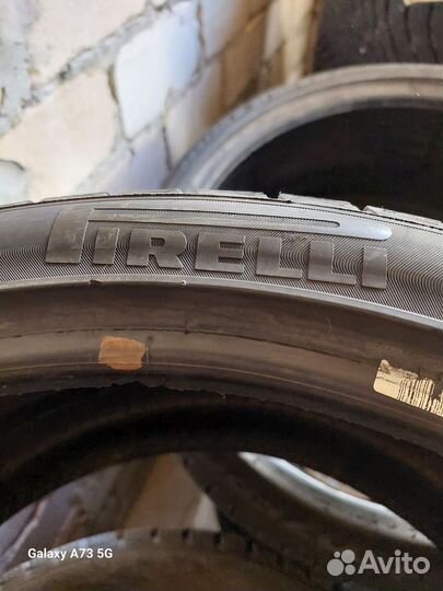 Winter Tact WT 90 285/30 R21 100Y