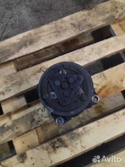 Компрессор кондиционера MAN TGX 2008 81619066012