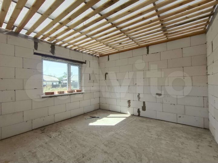 Дом 65 м² на участке 5 сот.