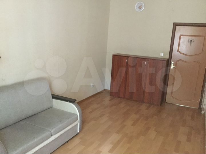 Комната 12 м² в 3-к., 1/2 эт.