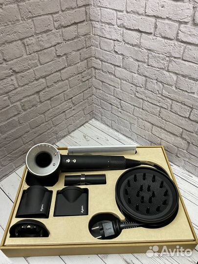 Фен Dyson Supersonic (Малайзия)