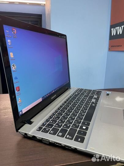 Ноутбук Samsung NP450R5E i5/8/480 ssd