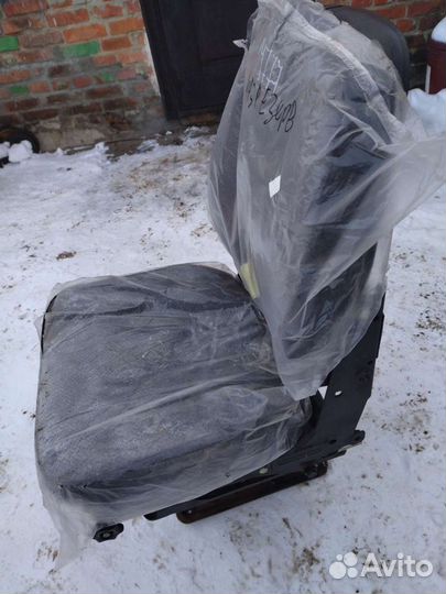 Сиденье на пневмоподвеске