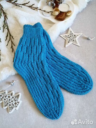 Шерстяные носки женские ручной вязки