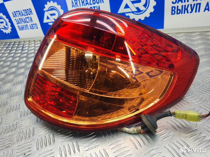 Фонарь задний правый Suzuki Sx4 1.6 M16A 106 Л.С