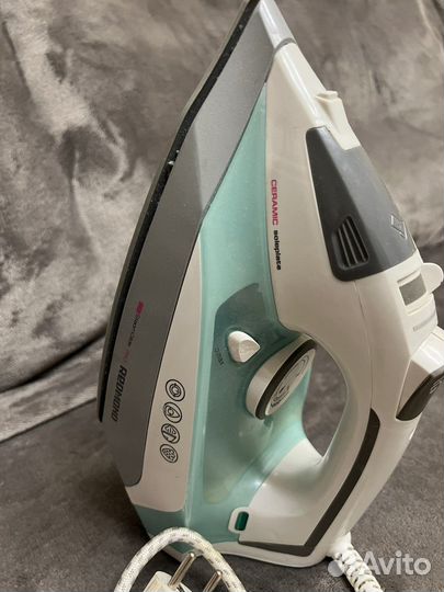 Утюг redmond