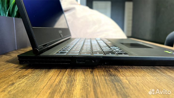 Ноутбук Lenovo legion legion y540