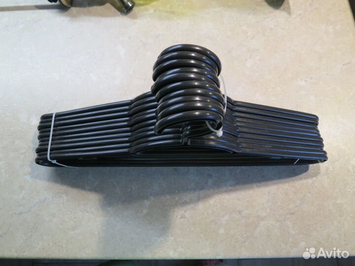 Вешалки плечики новые набор 10 штук