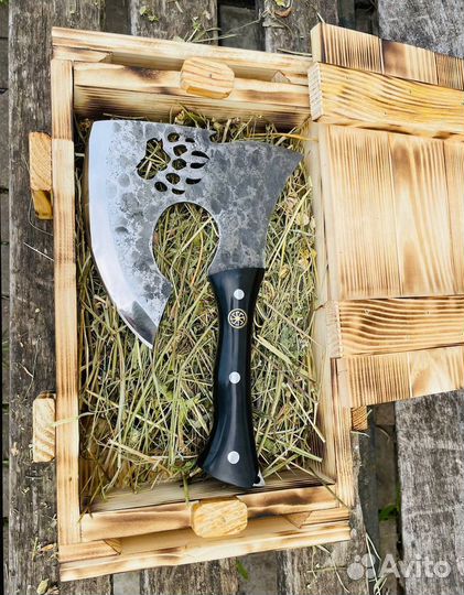 Топор Сварог