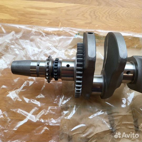 Коленвал снегохода Yamaha 2HC-11400-00