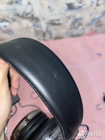 Проводные наушники