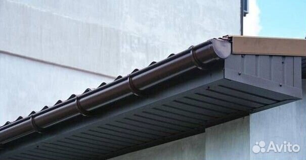 Софит белый