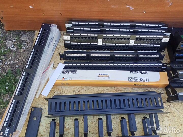 Патчпанели 19 органайзеры RJ45