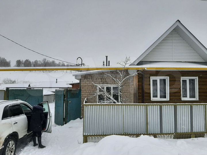 Дом 60 м² на участке 29 сот.