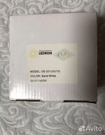 Встраиваемый светильник LeDron DE-201(GU10) Белый