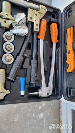 Ручной прес для труб из сшитого полиэтилена