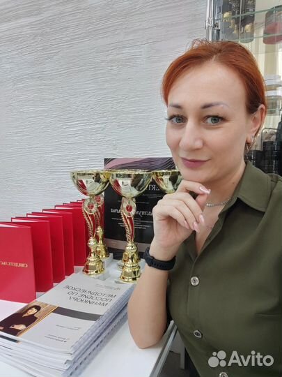 Модель на маникюр и педикюр в учебный центр