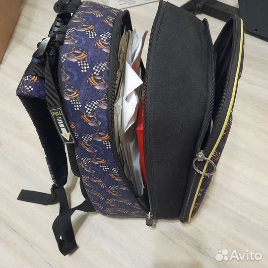 Школьный рюкзак