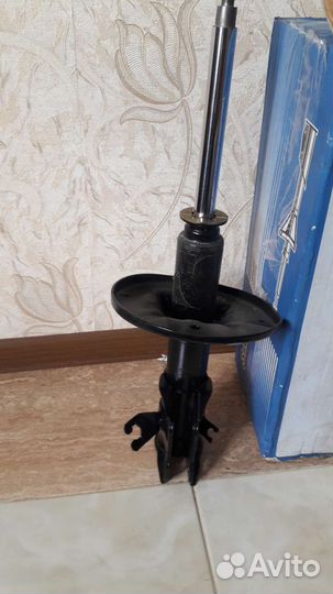 Амортизатор мицубиси каризма и space star