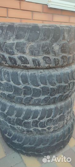 Kumho Road Venture M/T KL71 235/75 R15