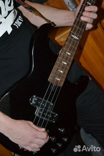 Басс гитара 4 струны