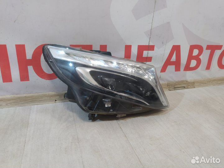 Фара передняя правая Mercedes V-Class W447