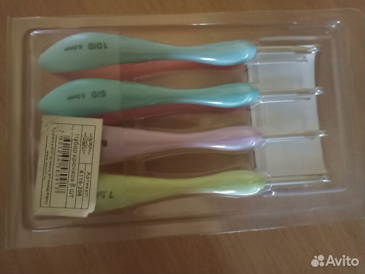 Крючки для вязания, нитки