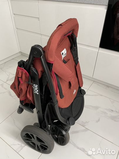 Коляска Joie Litetrax 4 DLX