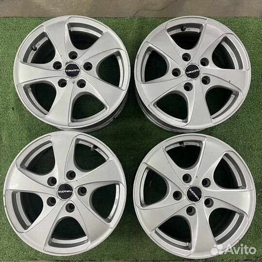 Литые диски R15 5x114,3