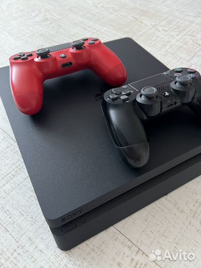 Sony PlayStation 4 Slim