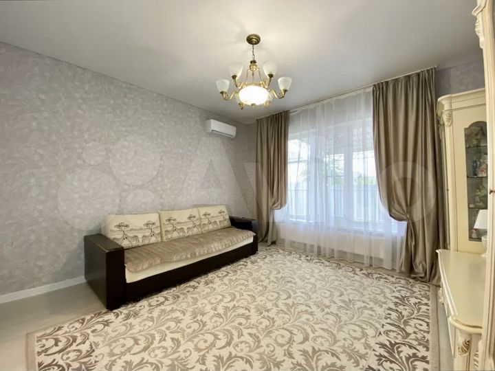 Дом 130 м² на участке 4 сот.