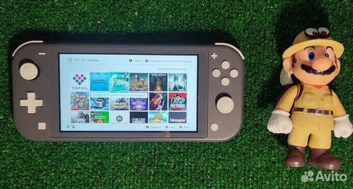 Прошитый Nintendo Switch Lite и много игр в Марио