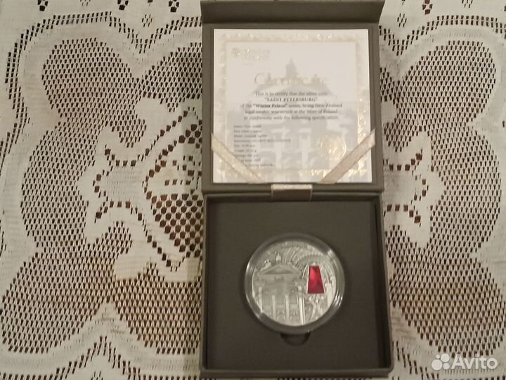 Монета Ниуэ 