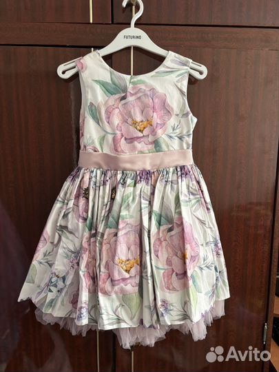 Платье для девочки пышное 116 122