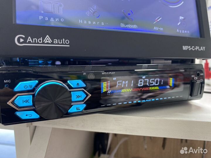 Магнитола 1din android с выдвижным дисплеем