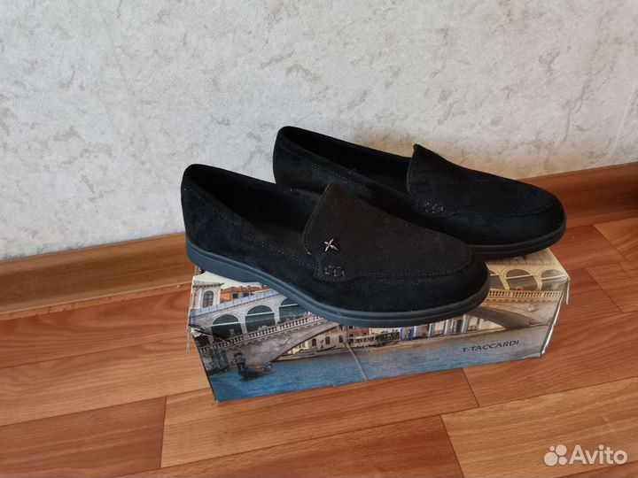 Лоферы женские